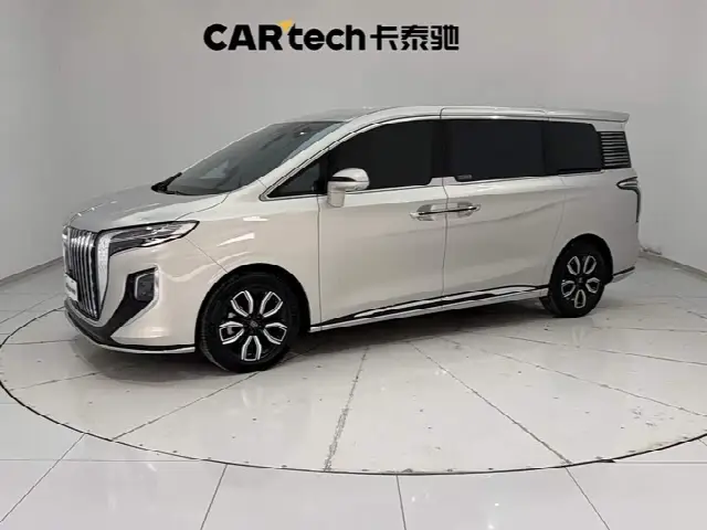 Hongqi HQ9 2023, 40 000 км