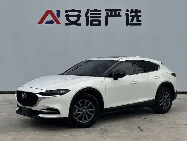 Mazda CX-4 2021, 21 000 км