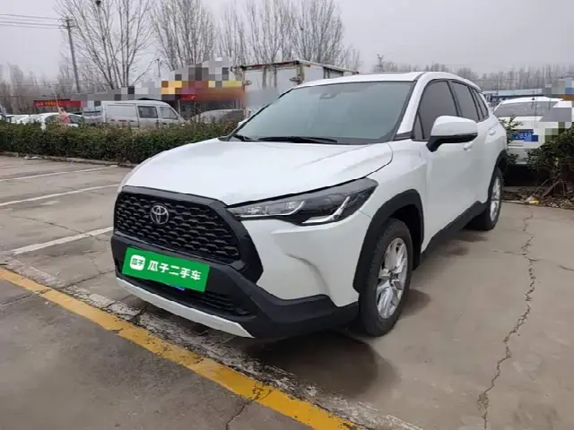 Toyota Corolla Cross 2022, 26 300 км