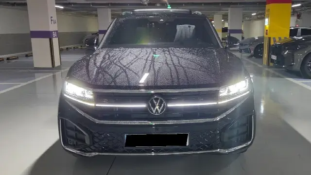 Volkswagen Touareg 2019, новый