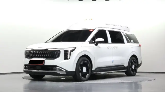 Kia Carnival 2023, новый