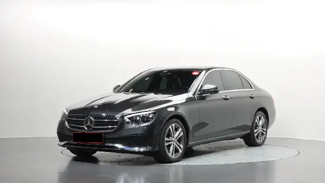 Mercedes-Benz E-Class 2016, 73 276 км