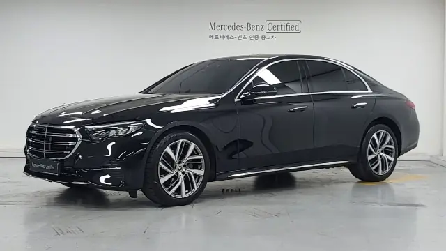 Mercedes-Benz E-Class 2024, 22 997 км