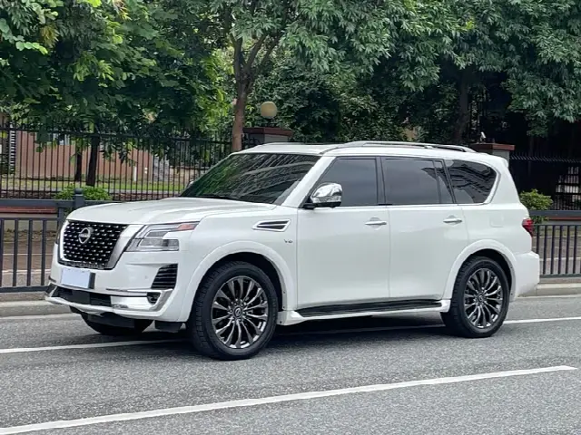 Nissan Armada 2023, 66 000 км