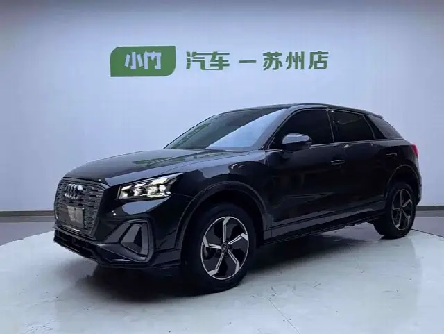 Audi Q2L e-tron 2022, 26 000 км