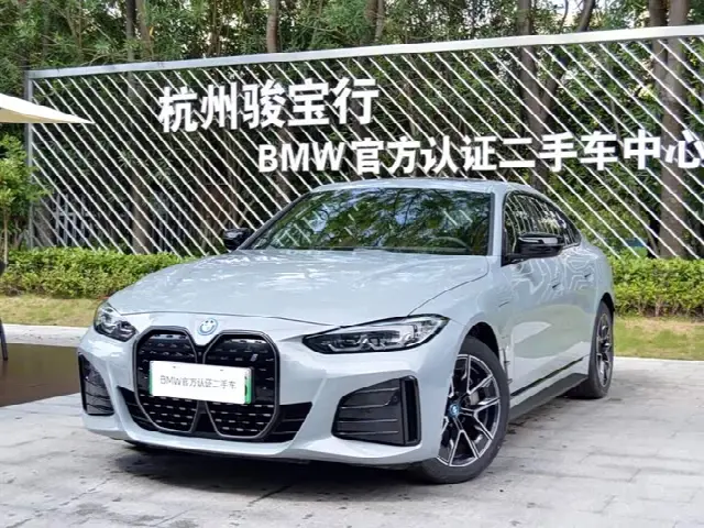 BMW i4 2025, новый