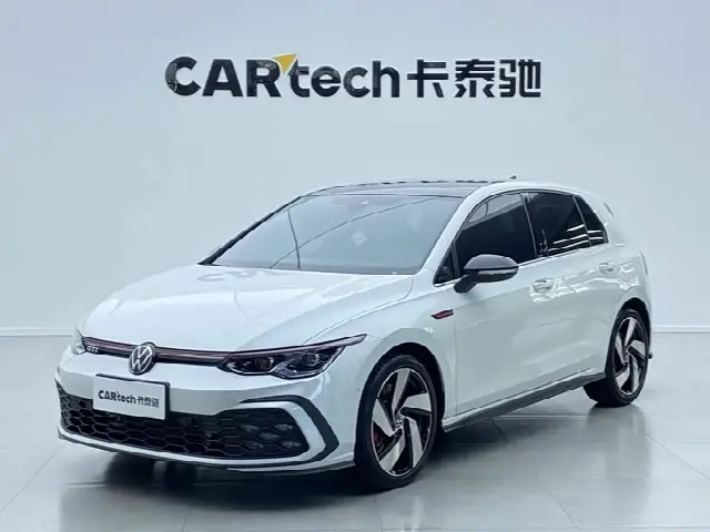 Volkswagen Golf GTI 2023, 7 800 км
