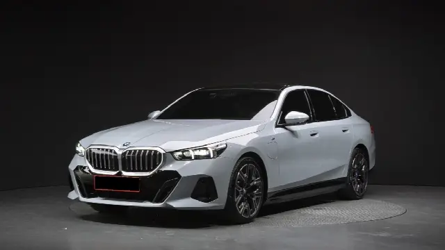 BMW 5 Series 2023, 34 858 км