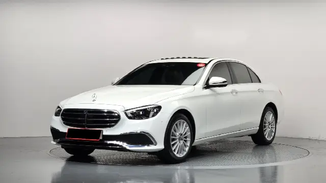 Mercedes-Benz E-Class 2016, 23 658 км