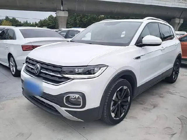 Volkswagen Tacqua 2023, 90 800 км