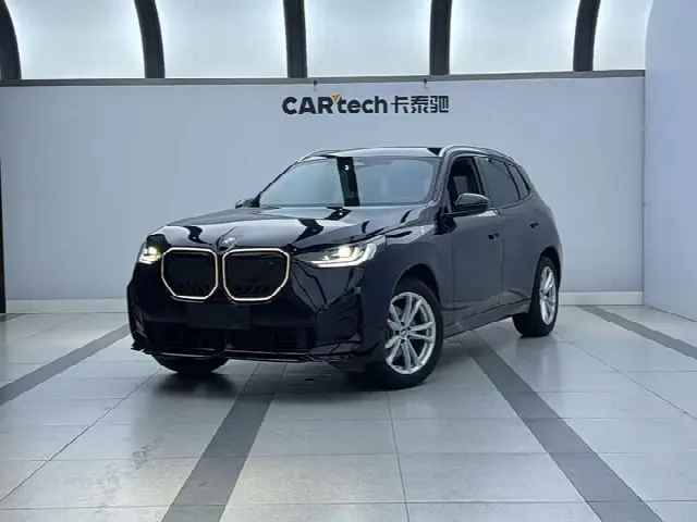 BMW X3 2025, 17 000 км