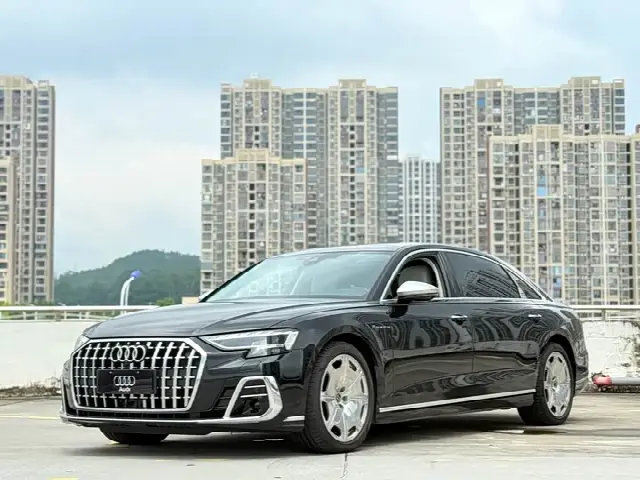 Audi A8 2022, 17 100 км