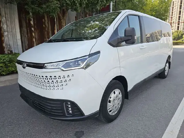 Maxus V70 2023, 40 000 км
