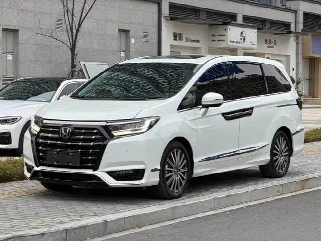 Honda Elysion 2022, 50 000 км