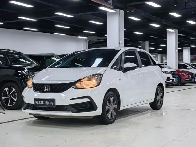 Honda Fit 2022, 18 000 км