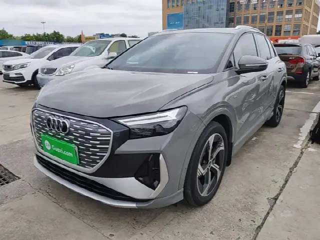 Audi Q4 e-tron 2023, 67 900 км