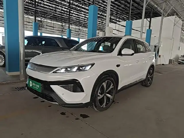 BYD Song Pro Hybrid 2025, 8 000 км