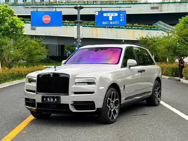 Rolls-Royce Cullinan 2018, 24 000 км