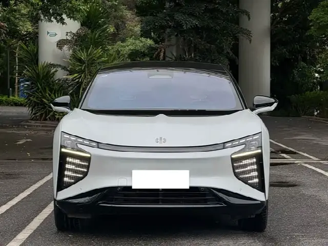HiPhi X 2022, 10 000 км