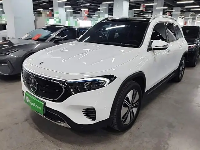 Mercedes-Benz EQB 2022, 66 800 км