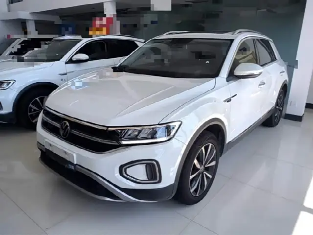 Volkswagen T-Roc 2024, 58 200 км
