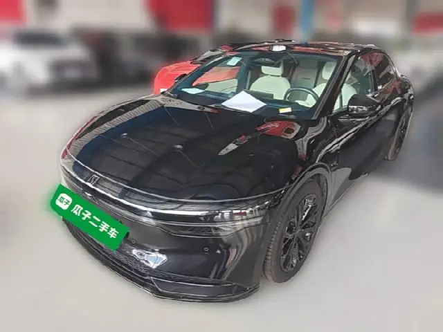 Zeekr 007 2025, 10 000 км