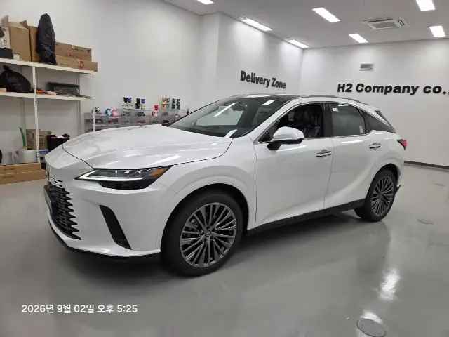 Lexus RX 2023, новый
