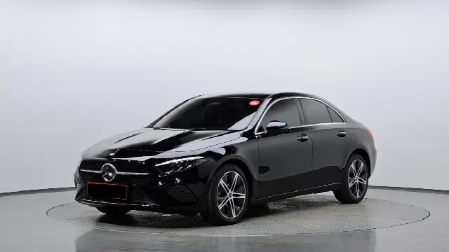 Mercedes-Benz A-Class 2019, новый