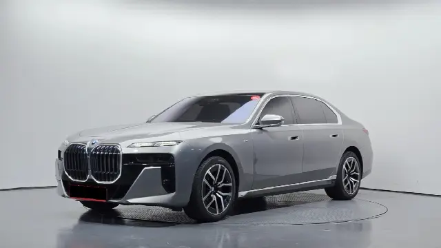 BMW 7 Series 2022, 92 132 км