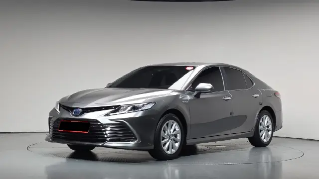 Toyota Camry 2017, 11 818 км