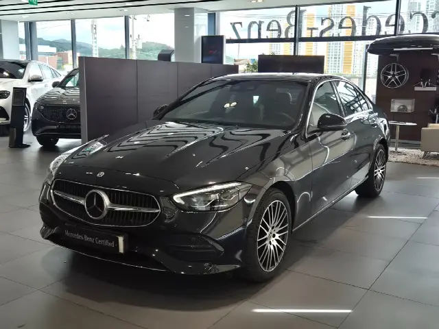 Mercedes-Benz C-Class 2022, 18 300 км