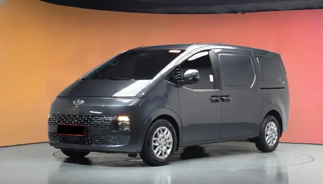 Hyundai Staria 2021, 100 934 км