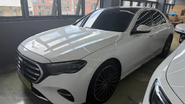 Mercedes-Benz E-Class 2024, 9 000 км