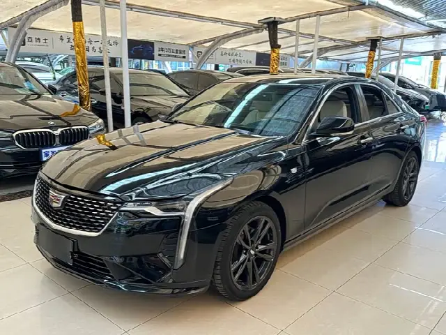 Cadillac CT4 2023, 44 000 км
