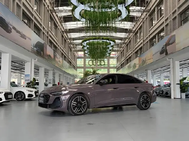 Audi A5L 2026, 4 700 км