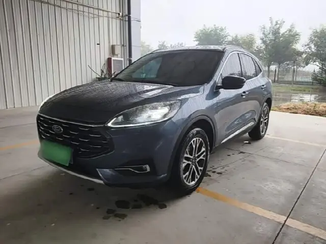 Ford Escape 2020, 97 500 км