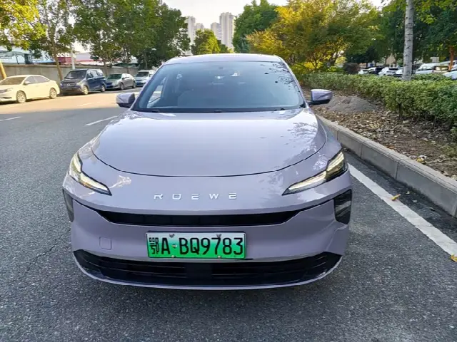 Roewe D6 2025, 53 000 км