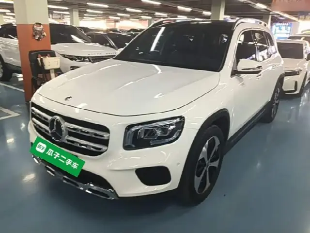 Mercedes-Benz GLB-Class 2023, 21 400 км