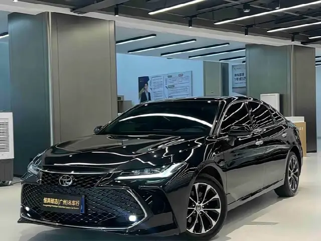 Toyota Avalon 2023, 37 000 км