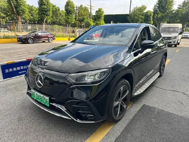 Mercedes-Benz EQE SUV 2023, 51 000 км