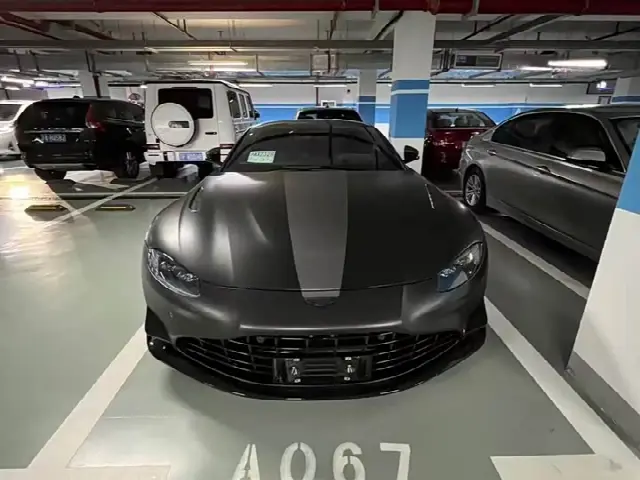 Aston Martin V8 Vantage 2023, 5 000 км