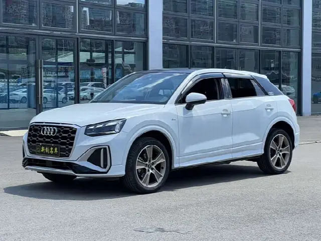 Audi Q2L 2022, 57 000 км