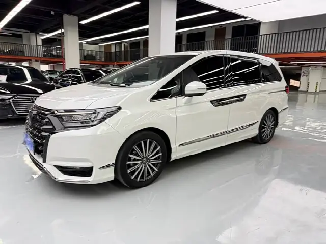 Honda Elysion 2022, 50 000 км