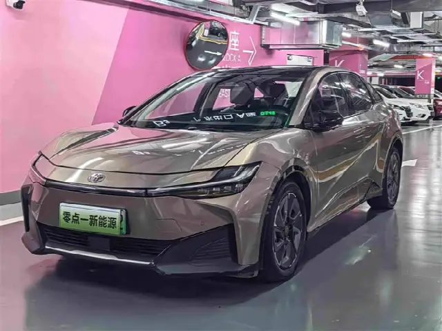 Toyota bZ3 2023, 27 000 км