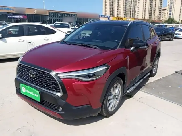 Toyota Corolla Cross 2022, 20 700 км