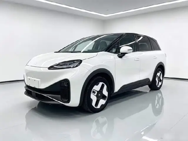 BAIC Arcfox Kaola 2023, 52 100 км