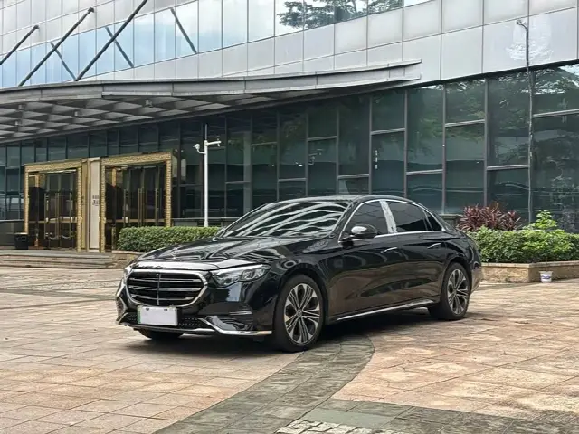 Mercedes-Benz E-Class Hybrid 2024, 23 000 км