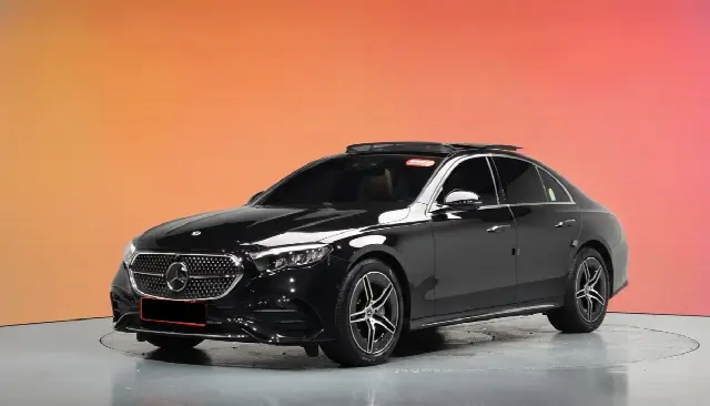 Mercedes-Benz E-Class 2024, новый