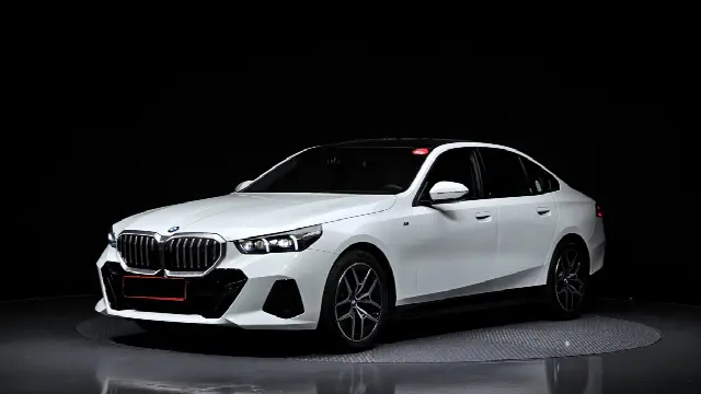 BMW 5 Series 2023, 6 905 км