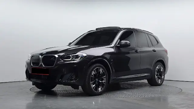BMW iX3 2021, 18 909 км